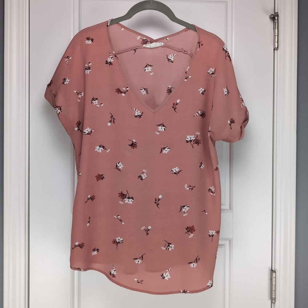 Pink Rose Backless Relaxed Blouse in Pink